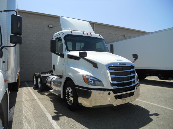 2019 Freightliner Cascadia-2