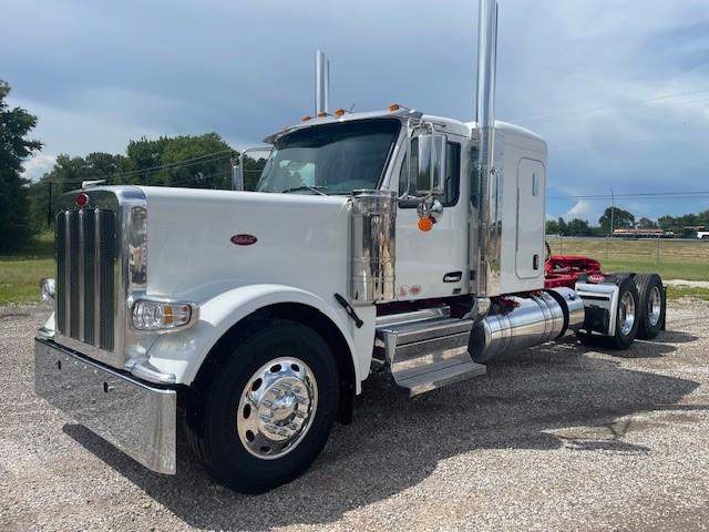2026 Peterbilt 589-1