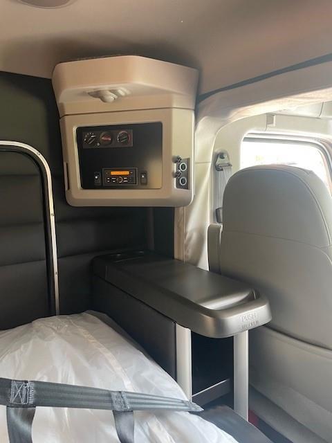 2026 Peterbilt 589-9