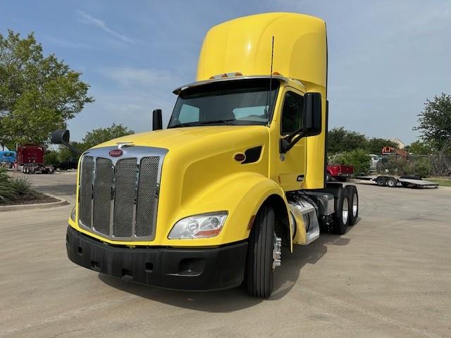 2021 Peterbilt 579-1