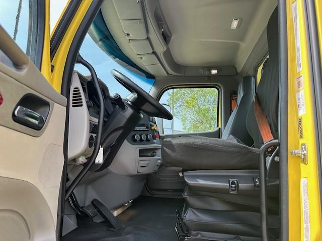2021 Peterbilt 579-24