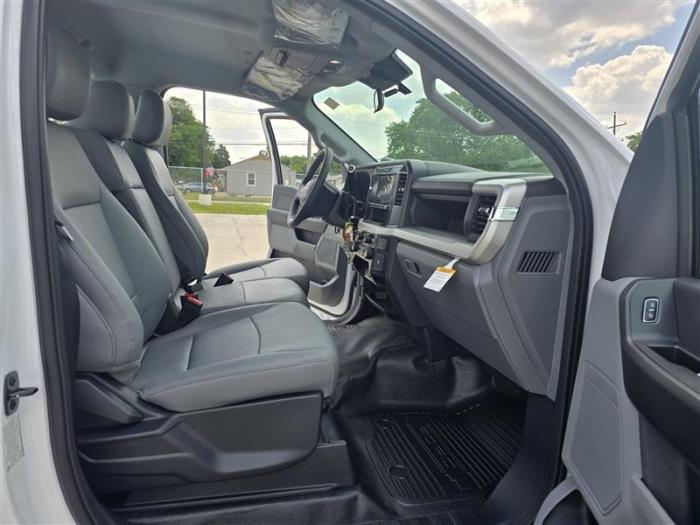 2025 Ford F-450-15
