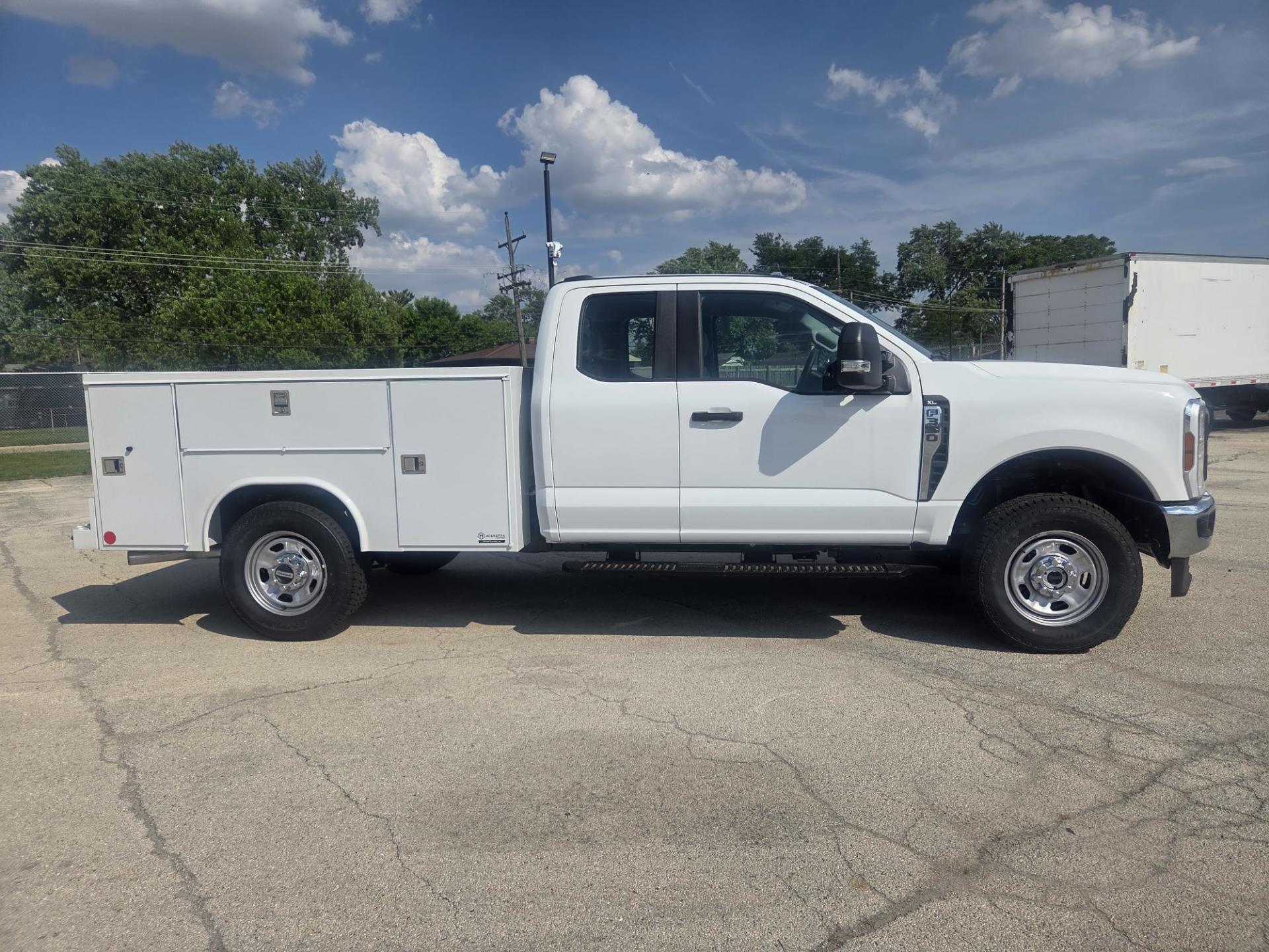 New 2025 Ford F-350 Super Cab 4x4 Reading SLU98-SW 8' 2" Service Truck for sale #1889938 - photo 6