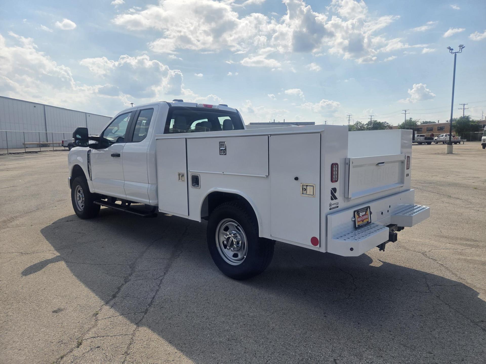 New 2025 Ford F-350 Super Cab 4x4 Reading SLU98-SW 8' 2" Service Truck for sale #1889938 - photo 2