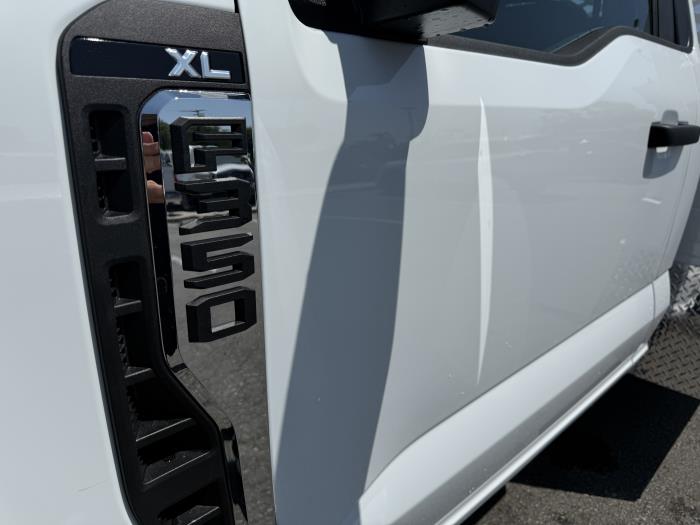 2025 Ford F-350-24