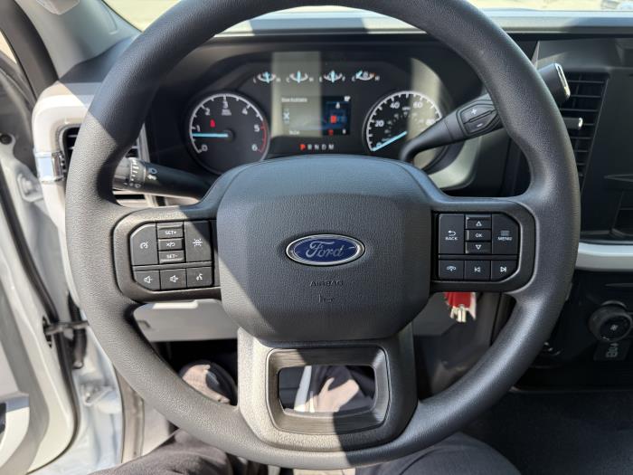 2025 Ford F-350-35