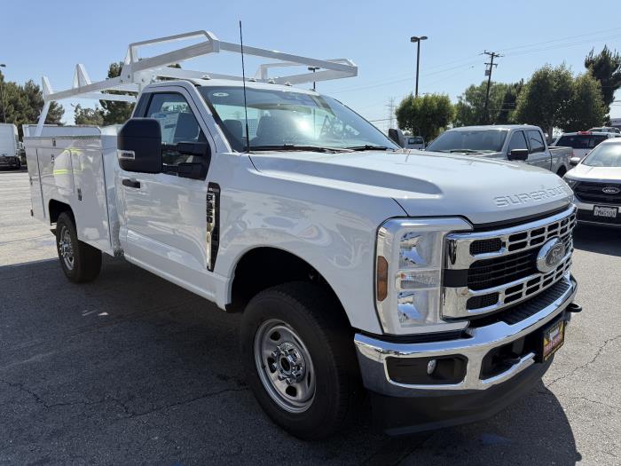 2025 Ford F-350-8
