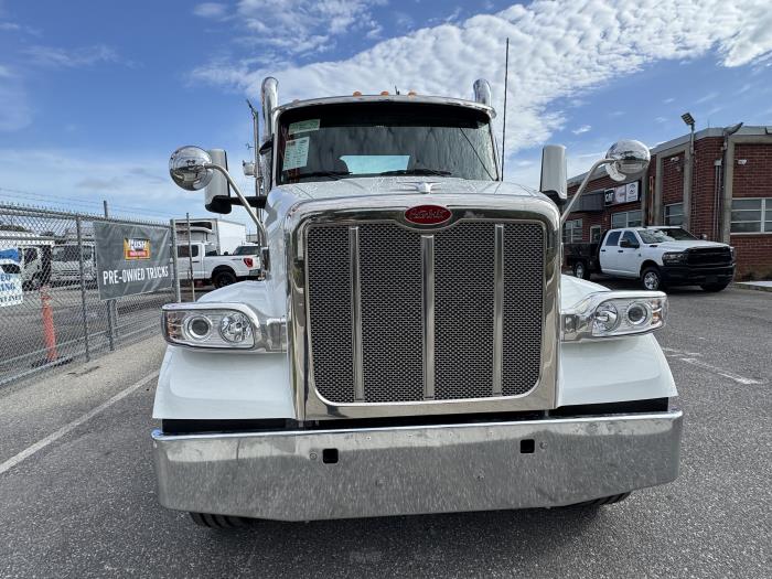 2026 Peterbilt 567-8