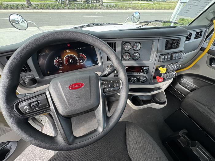 2026 Peterbilt 567-12