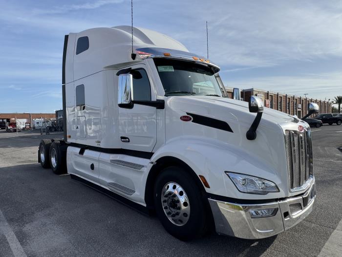2026 Peterbilt 579-7