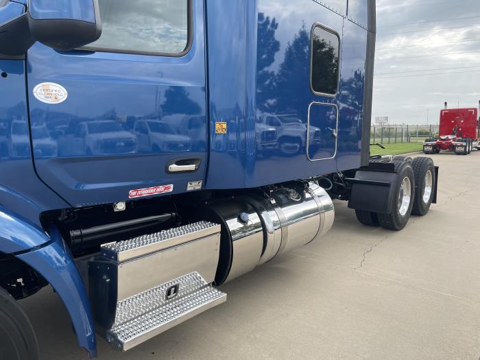 2022 Peterbilt 579-16