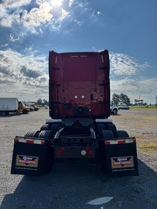 2022 International LT625-6