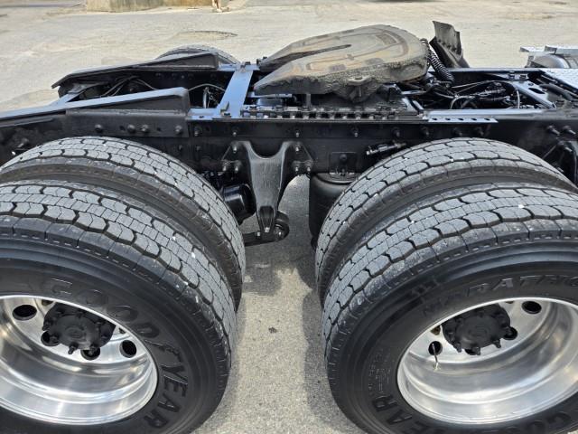 2020 International LT625-15