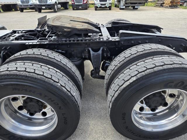 2020 International LT625-16