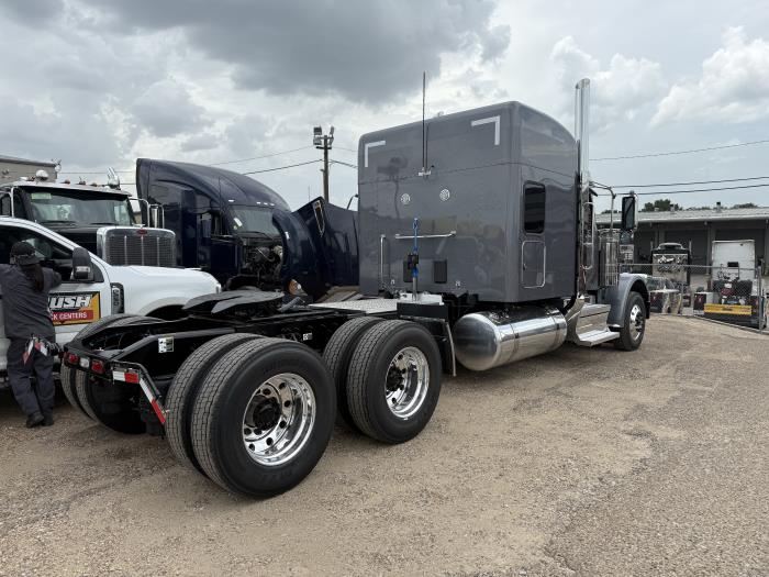 2026 Peterbilt 589-5