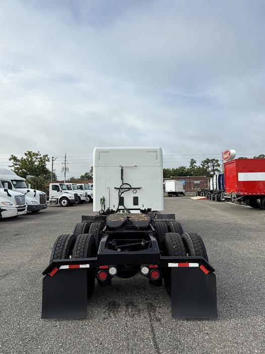 2023 Peterbilt 579-4