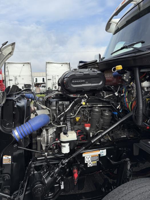 2023 Peterbilt 579-31