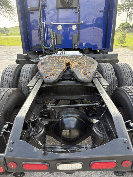 2022 Peterbilt 579-9