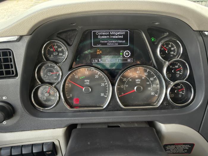 2022 Peterbilt 579-18