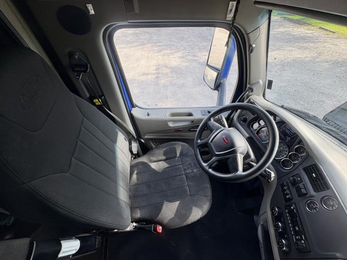 2022 Peterbilt 579-20