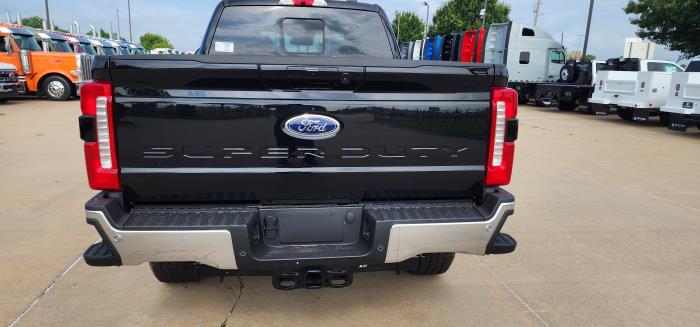 2025 Ford F-250-4