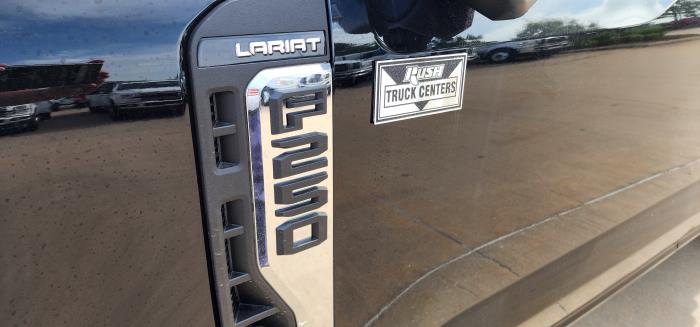 2025 Ford F-250-9