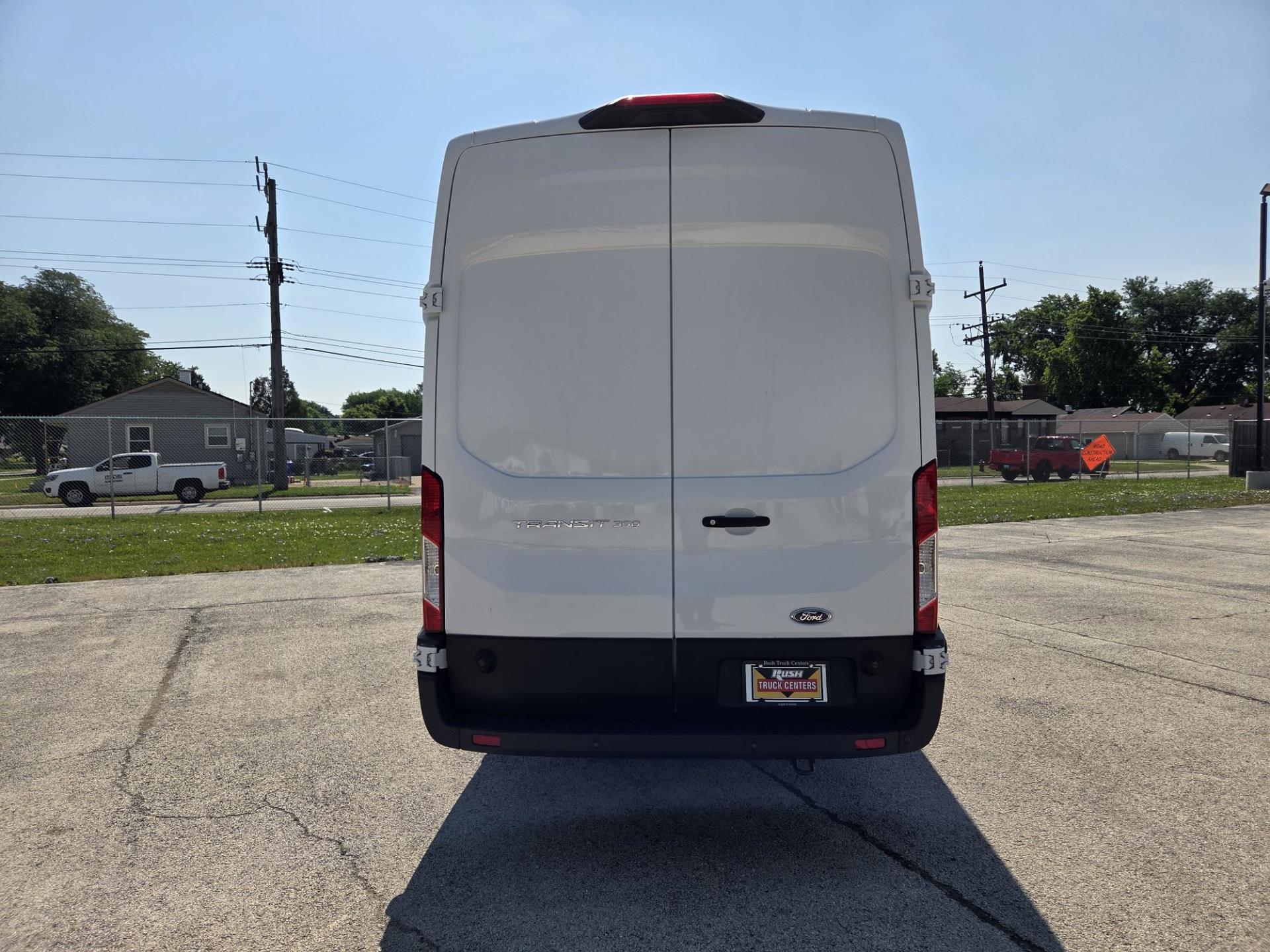 New 2025 Ford Transit 350 Thermo King Refrigerated Body V-520 RT MAX 30 for sale #1903607 - photo 4