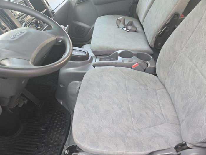 2018 Isuzu NPR-XD-4
