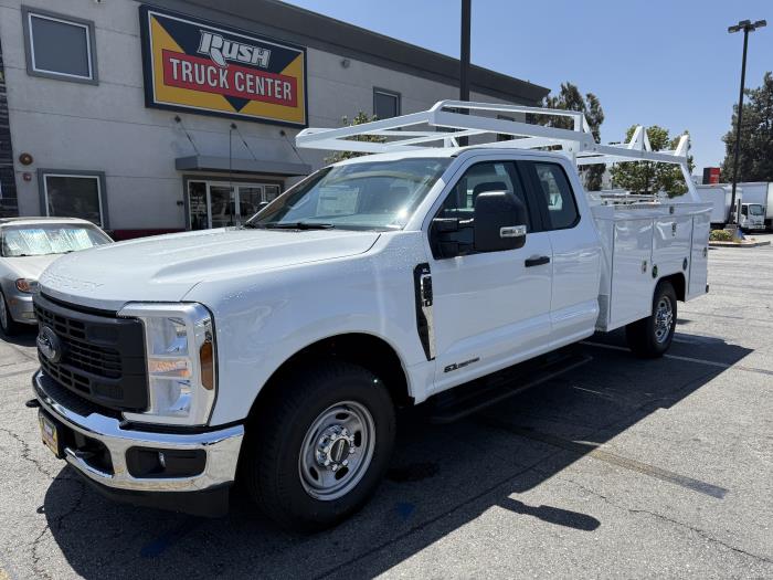 2025 Ford F-350-0