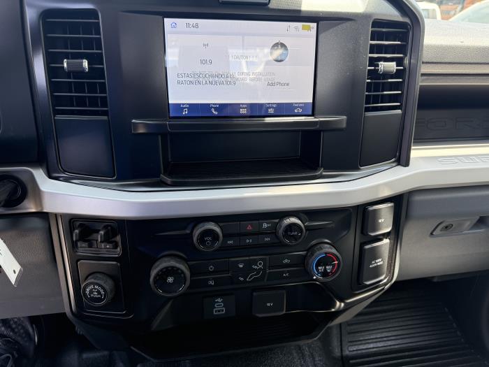 2025 Ford F-350-29