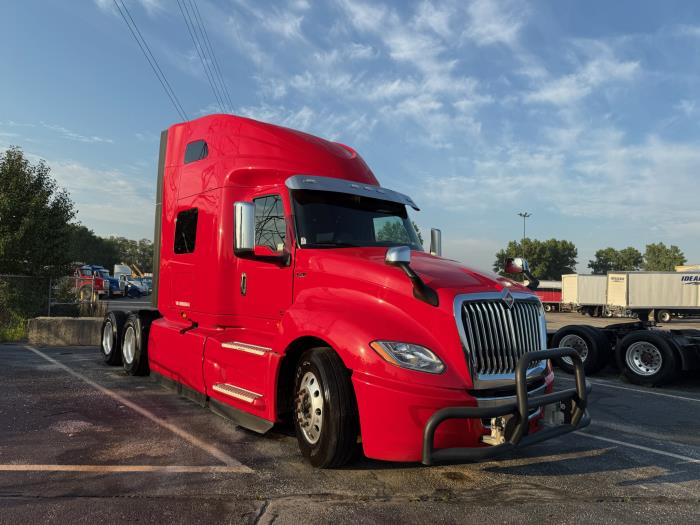 2021 International LT625-7