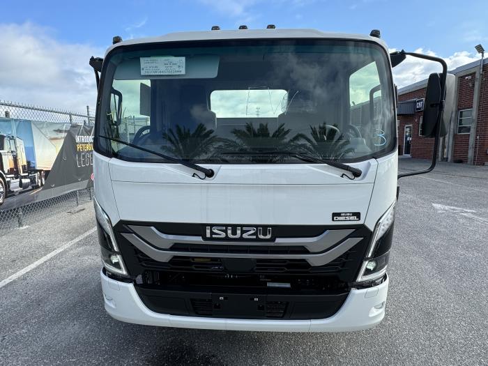 2026 Isuzu NPR-HD-7