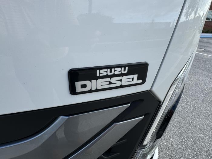 2026 Isuzu NPR-HD-8