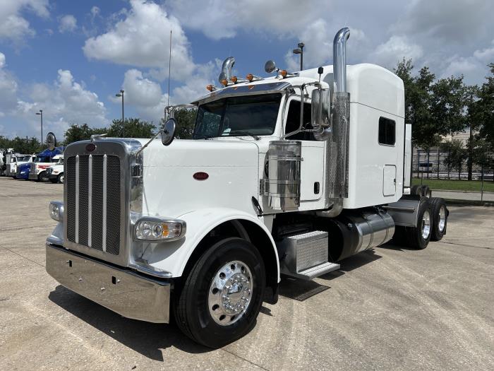2022 Peterbilt 389-1
