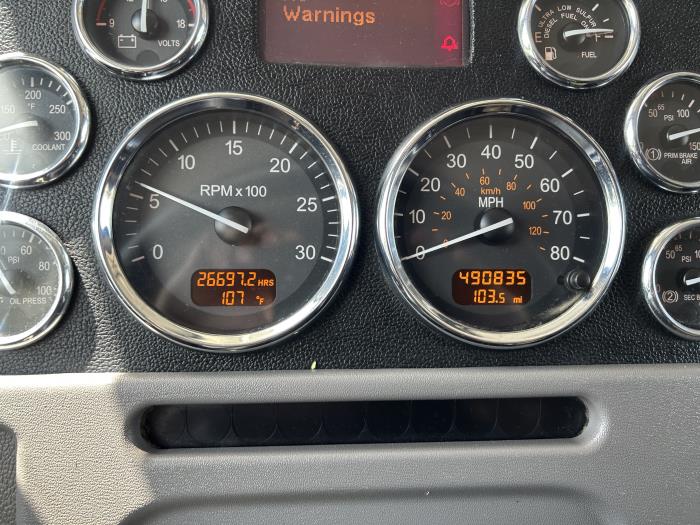 2022 Peterbilt 389-35