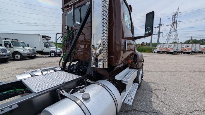 2019 International LT625-8