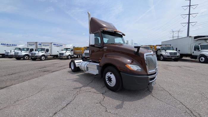 2019 International LT625-12