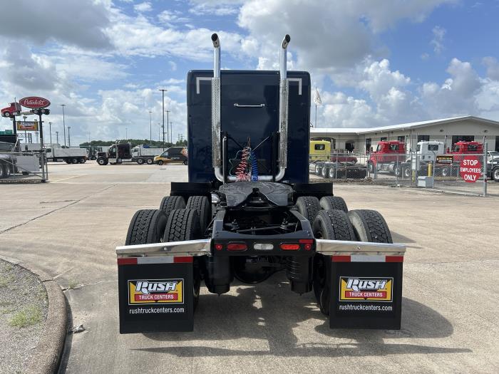 2021 Peterbilt 579-4