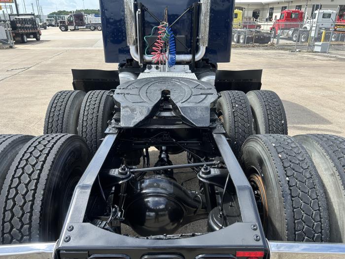 2021 Peterbilt 579-13