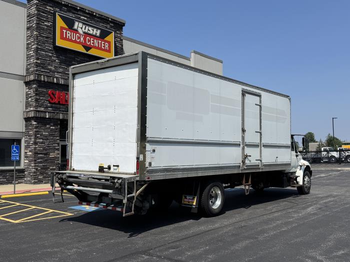 2019 International 4300-8