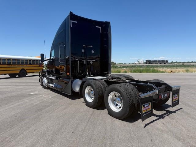 2022 Kenworth T680-3