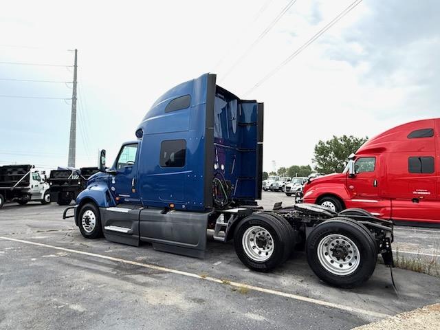 2021 International LT625-9