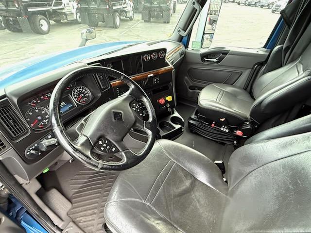 2021 International LT625-15