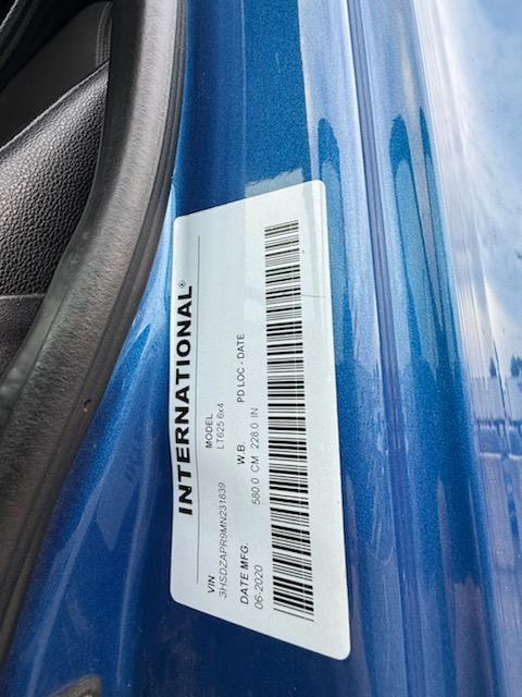 2021 International LT625-19