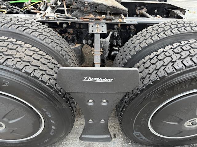 2021 International LT625-9