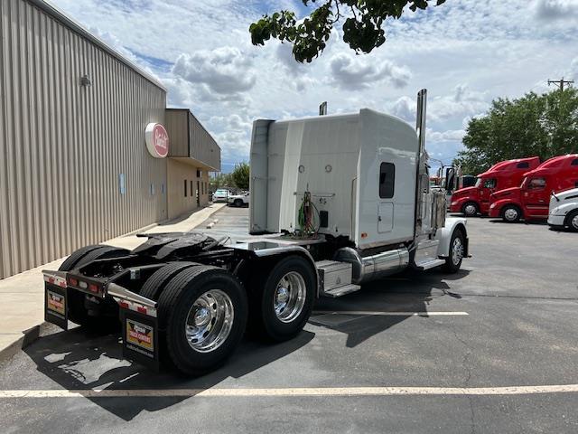 2026 Peterbilt 589-10