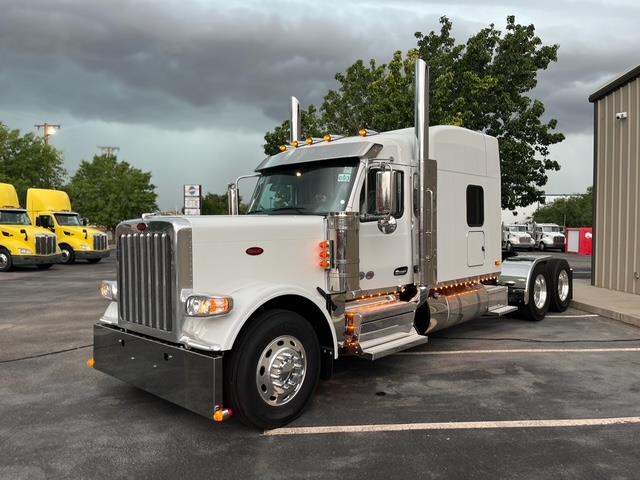 2026 Peterbilt 589-15