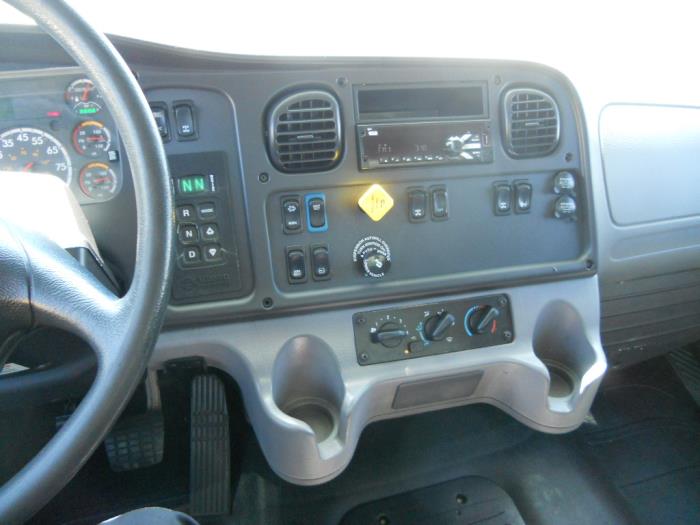 2019 Freightliner Business Class M2 106-6