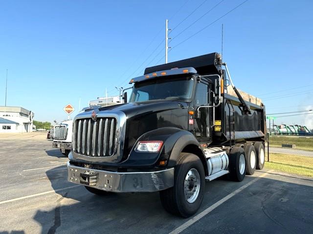 2019 International HX620-1