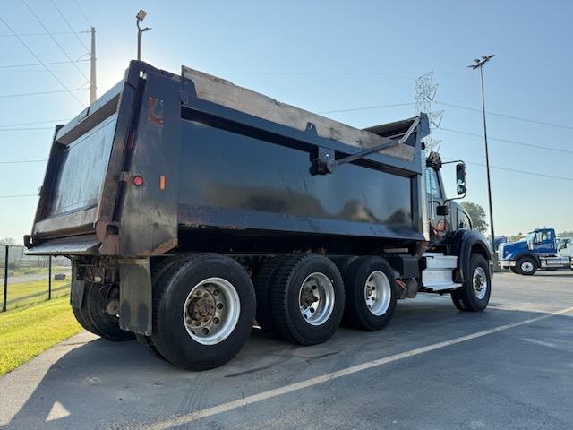 2019 International HX620-11